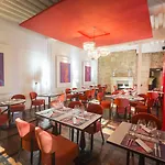 Maison Philippe Le Bon Hotel, Restaurant & Bar Le 19 Hotel 4*