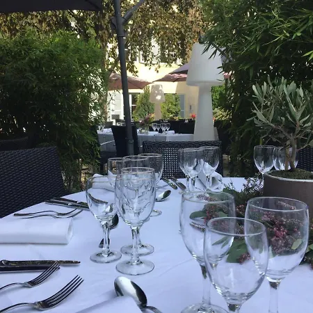 Maison Philippe Le Bon Hotel, Restaurant & Bar Le 19 4* Dijon