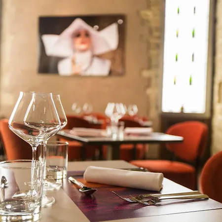 Maison Philippe Le Bon, Les Collectionneurs Hotel