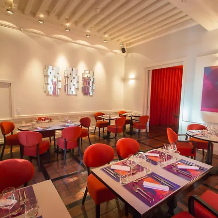 Hotel Maison Philippe Le Bon, Les Collectionneurs