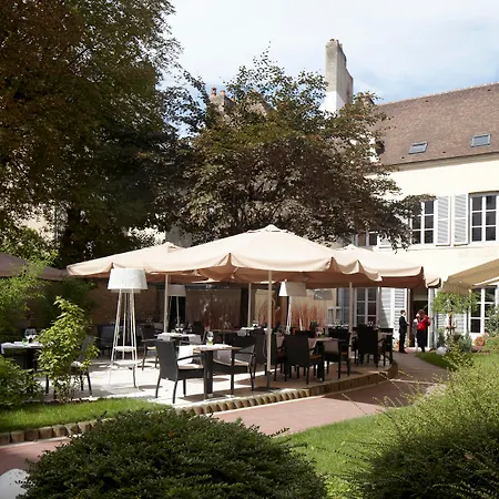 Maison Philippe Le Bon, Les Collectionneurs 4*