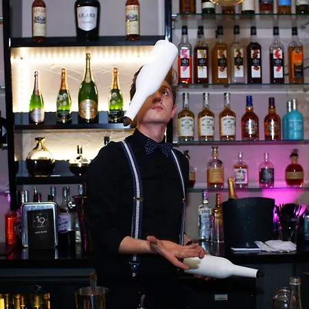 Maison Philippe Le Bon Hotel, Restaurant & Bar Le 19 Отель Дижон