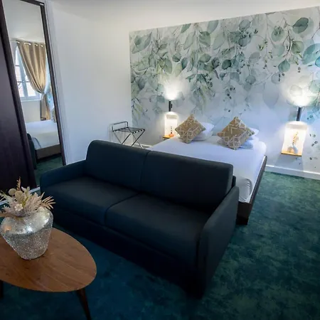 Maison Philippe Le Bon, Les Collectionneurs 4*