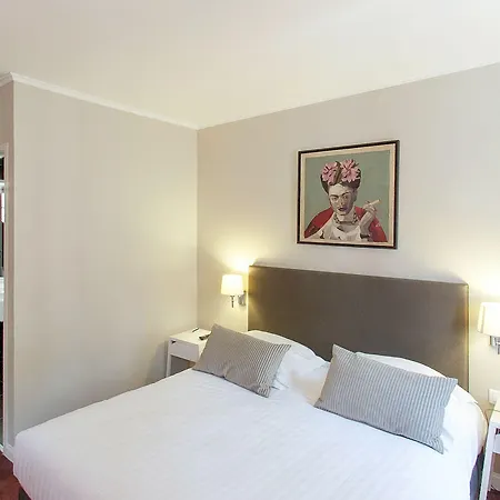 Maison Philippe Le Bon Hotel, Restaurant & Bar Le 19