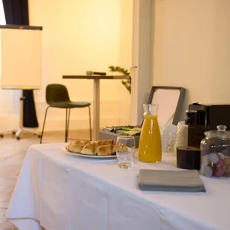 酒店 Maison Philippe Le Bon Hotel, Restaurant & Bar Le 19
