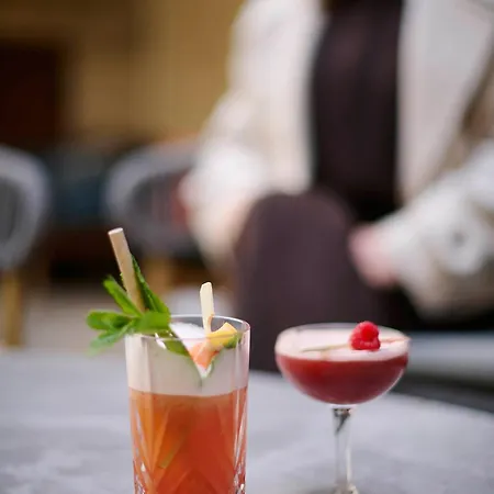Отель Maison Philippe Le Bon Hotel, Restaurant & Bar Le 19 Дижон