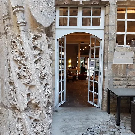 Maison Philippe Le Bon, Les Collectionneurs Hotel