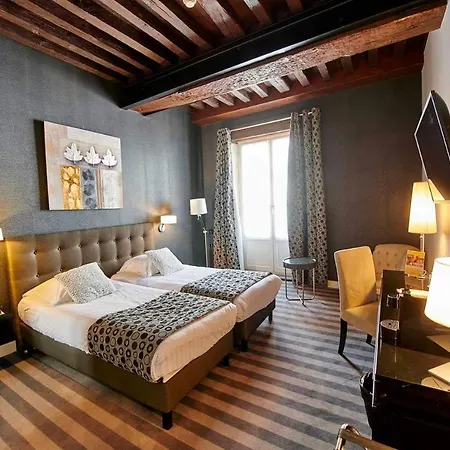 Maison Philippe Le Bon, Les Collectionneurs Hotel