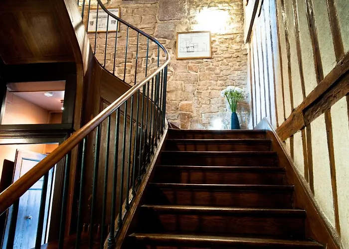 Maison Philippe Le Bon Hotel, Restaurant & Bar Le 19