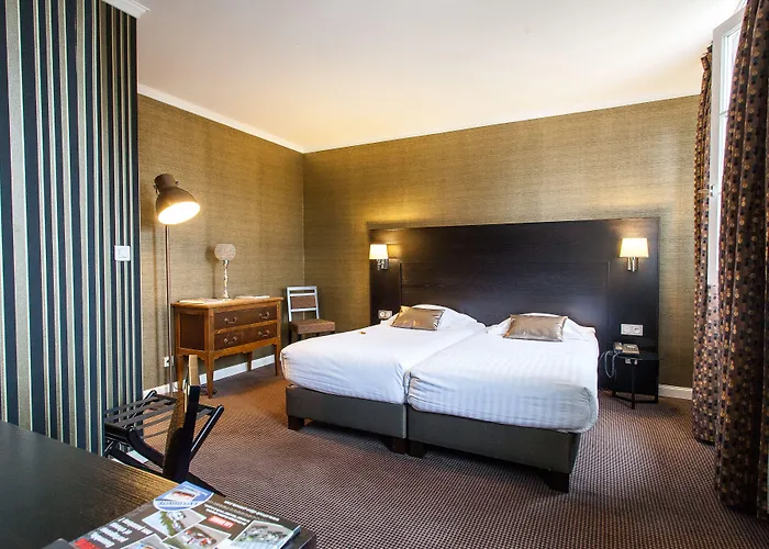 Hotel Maison Philippe Le Bon Hotel, Restaurant & Bar Le 19