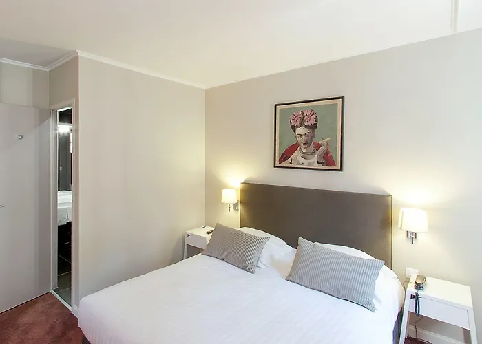 Maison Philippe Le Bon Hotel, Restaurant & Bar Le 19