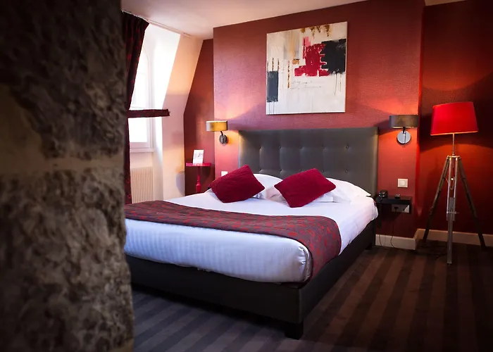 Maison Philippe Le Bon Hotel, Restaurant & Bar Le 19 Hotel 4*