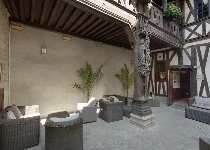 Maison Philippe Le Bon Hotel, Restaurant & Bar Le 19 4* Dijon